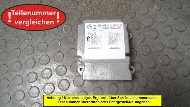 Foto: STEUERGERÄT AIRBAG/ AIRBAGSTEUERGERÄT eines VW Golf 1.9 TDI Attraction