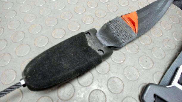 Foto: SICHERHEITSGURT VORN LINKS ( 2/3 TÜRER ) eines Fiat Punto Evo 1.2 8V Attraction