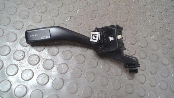 Foto: BLINKSCHALTER/ KOMBISCHALTER eines VW Golf 1.9 TDI Attraction