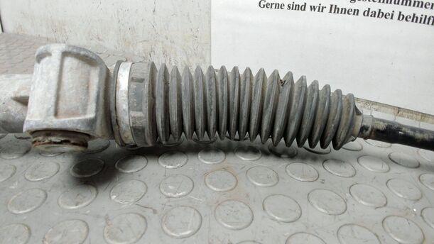 Foto: LENKUNG eines Fiat Punto Evo 1.2 8V Attraction
