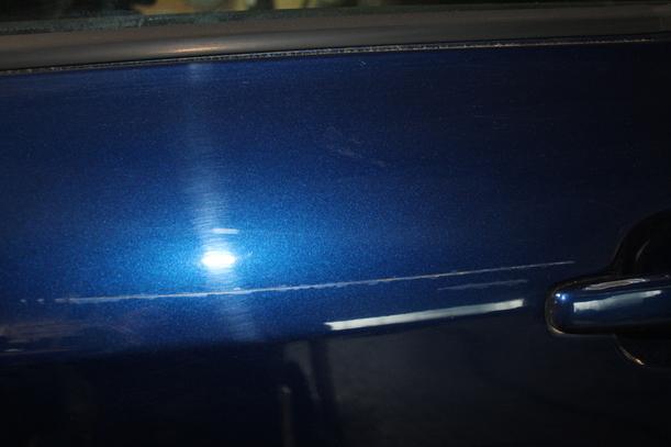 Foto: TÜR HINTEN LINKS eines Peugeot 307 110 Attraction
