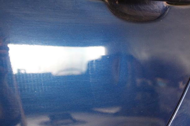 Foto: TÜR HINTEN LINKS eines Peugeot 307 110 Attraction