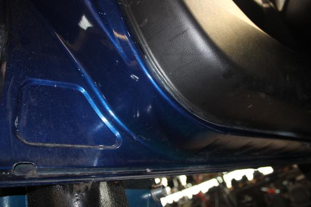Foto: TÜR VORN LINKS eines Peugeot 307 110 Attraction