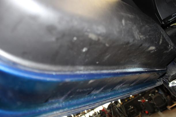 Foto: TÜR VORN LINKS eines Peugeot 307 110 Attraction