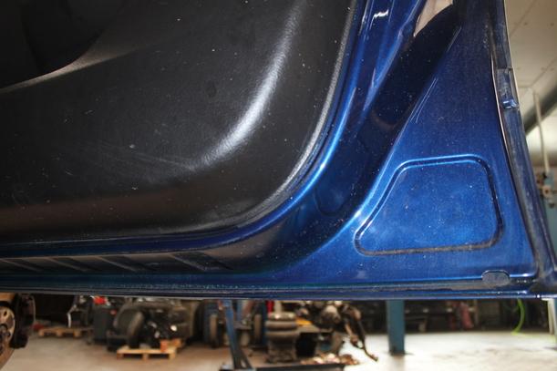 Foto: TÜR VORN RECHTS eines Peugeot 307 110 Attraction