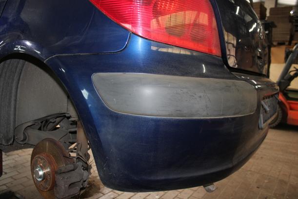 Foto: STOSSFÄNGER HINTEN eines Peugeot 307 110 Attraction