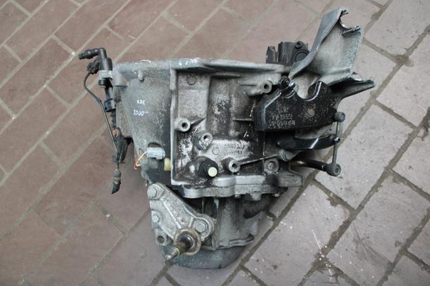 Foto: SCHALTGETRIEBE 5 GANG eines Peugeot 307 110 Attraction