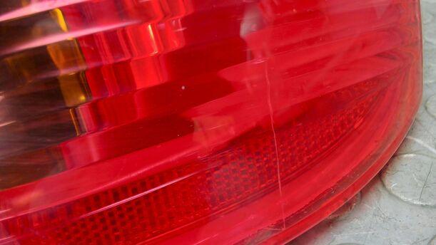 Foto: HECKLEUCHTE / RÜCKLEUCHTE RECHTS eines Peugeot 307 110 Attraction