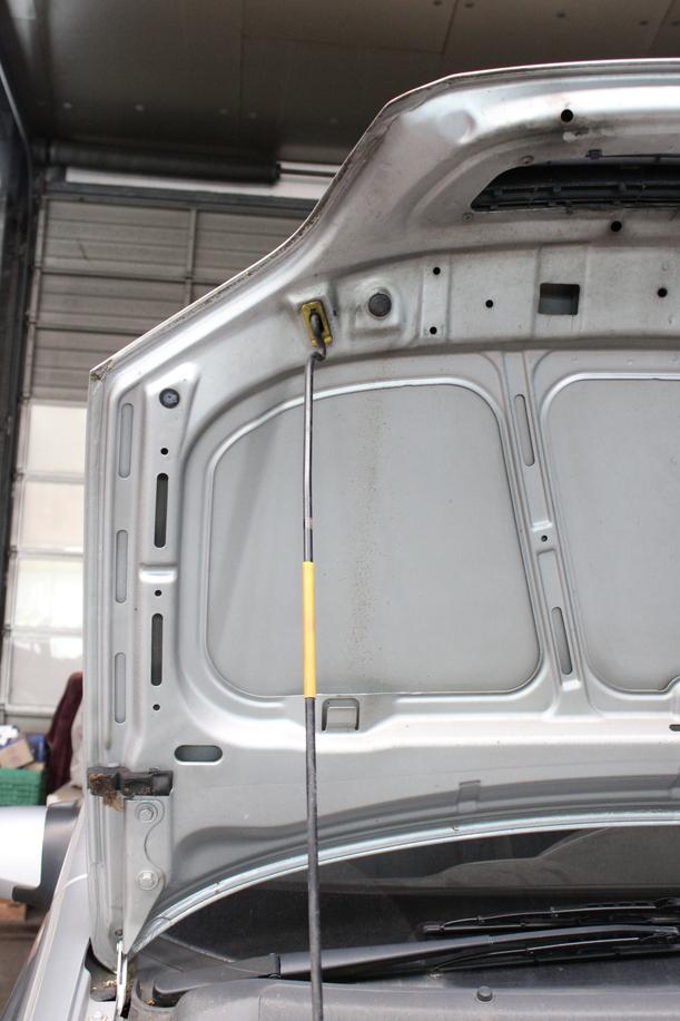 Foto: MOTORHAUBE (OHNE GRILL) eines Opel Zafira 1.6 Attraction