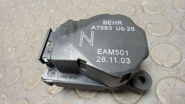 Foto: STELLMOTOR HEIZUNG eines Peugeot 307 110 Attraction