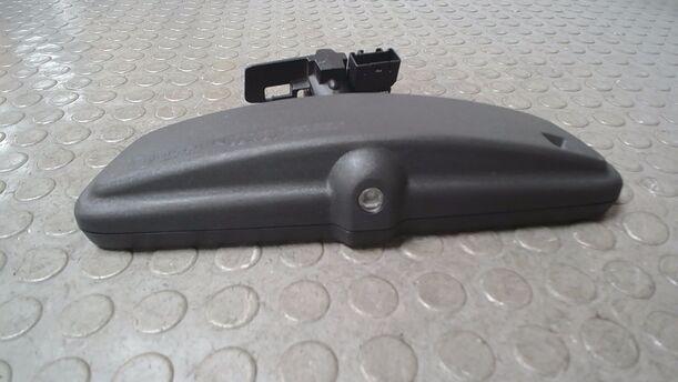 Foto: INNENSPIEGEL AUTOMATISCH ABBLENDBAR eines Opel Zafira 1.6 Attraction