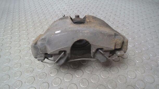 Foto: BREMSSATTEL VORN RECHTS ( 57 / 25 ) eines Opel Zafira 1.6 Attraction