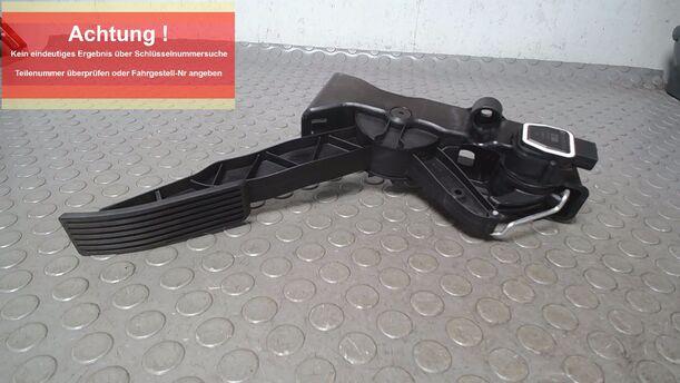 Foto: GASPEDAL eines Mercedes-Benz A 170 Attraction
