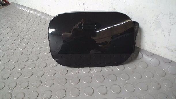 Foto: TANKKLAPPE/ TANKDECKEL eines Mercedes-Benz A 170 Attraction