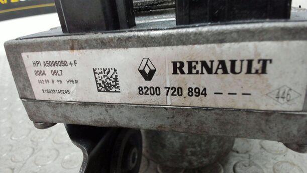 Foto: PUMPE SERVOLENKUNG eines Dacia Logan MCV 1.5 dCi Attraction
