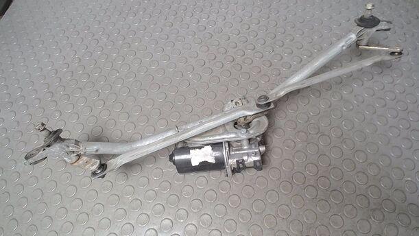 Foto: SCHEIBENWISCHERMOTOR VORN eines VW Passat Variant 2.3 V5 Attraction