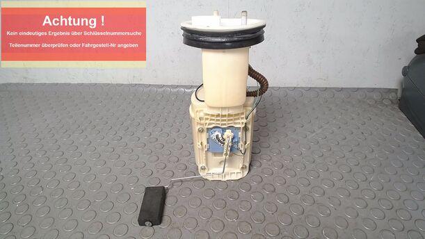 Foto: KRAFTSTOFFPUMPE eines VW Passat Variant 2.3 V5 Attraction