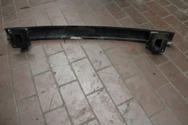Foto: VERSTÄRKUNG HINTEN eines Seat Ibiza 1.4 16V Attraction