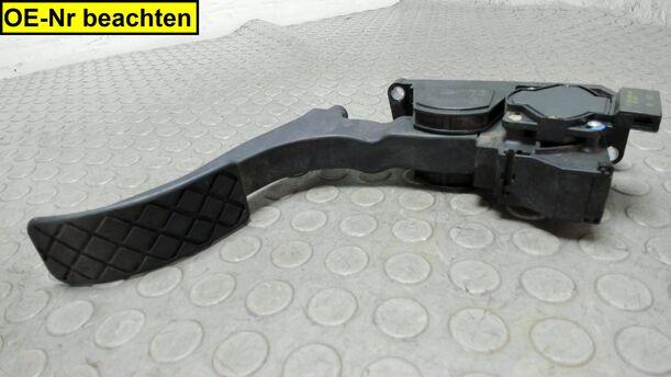 Foto: GASPEDAL eines Seat Ibiza 1.4 16V Attraction