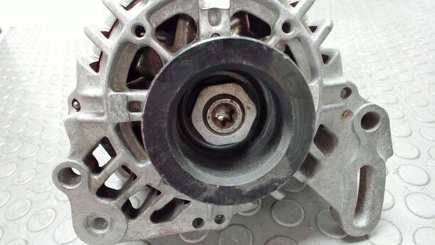 Foto: LICHTMASCHINE ( 90A VALEO ) eines Seat Ibiza 1.4 16V Attraction