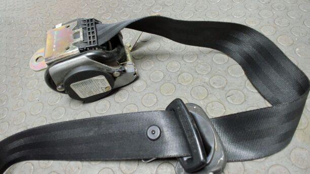 Foto: SICHERHEITSGURT VORN LINKS ( 2/3 TÜRER ) eines Seat Ibiza 1.4 16V Attraction