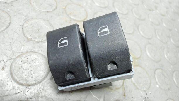 Foto: FENSTERHEBERSCHALTER eines Seat Ibiza 1.4 16V Attraction