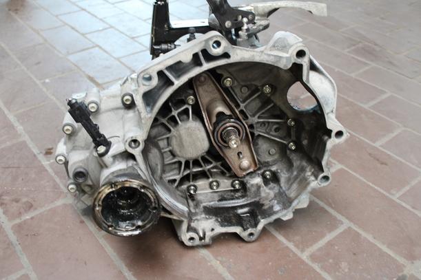 Foto: SCHALTGETRIEBE 5 GANG HUY eines VW Fox 1.2 Attraction