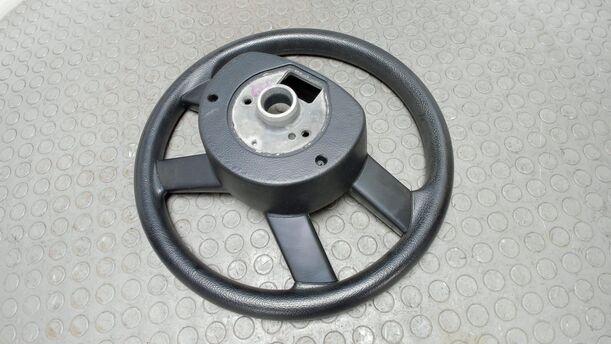 Foto: LENKRAD ( 4 SPEICHEN ) eines VW Fox 1.2 Attraction