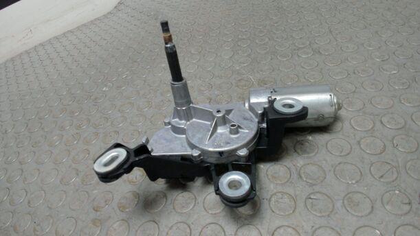 Foto: SCHEIBENWISCHERMOTOR HINTEN eines VW Fox 1.2 Attraction