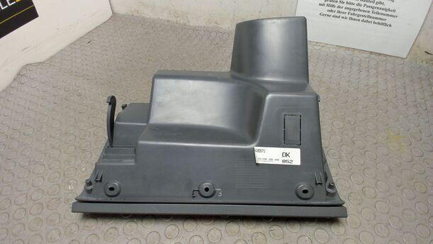 Foto: HANDSCHUHFACH eines VW Fox 1.2 Attraction