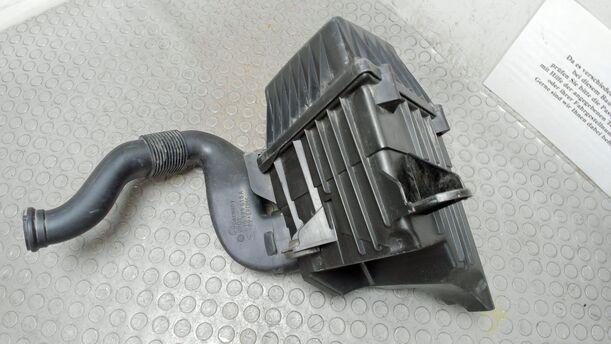 Foto: LUFTFILTERKASTEN eines VW Fox 1.2 Attraction