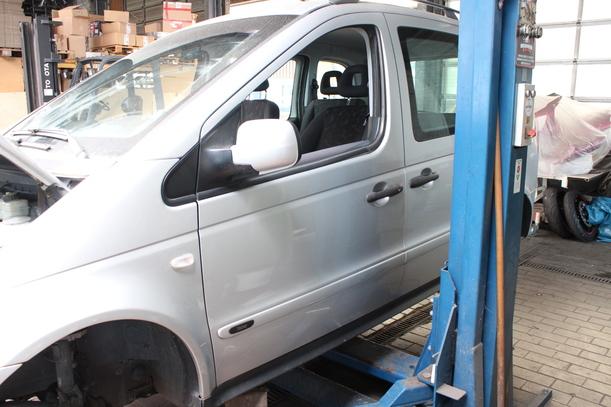 Foto: TÜR VORN LINKS eines Mercedes-Benz Vaneo 1.6 Attraction