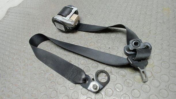 Foto: SICHERHEITSGURT VORN LINKS eines Mercedes-Benz Vaneo 1.6 Attraction