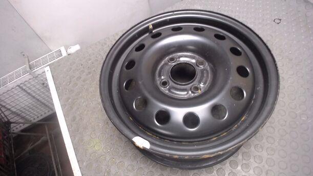 Foto: STAHLFELGE 6X15 ET52,5 (UNBENUTZT) eines Ford Focus 1.6 Ti-VCT Attraction