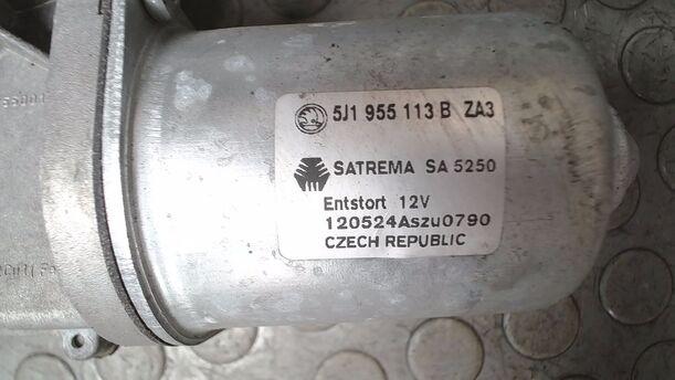 Foto: SCHEIBENWISCHERMOTOR VORN eines Skoda Fabia 1.2 TSI Attraction