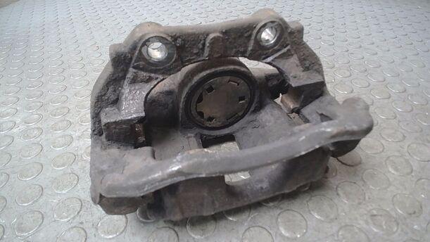 Foto: BREMSSATTEL VORN LINKS ( BOSCH ) eines Peugeot 207 120 Special