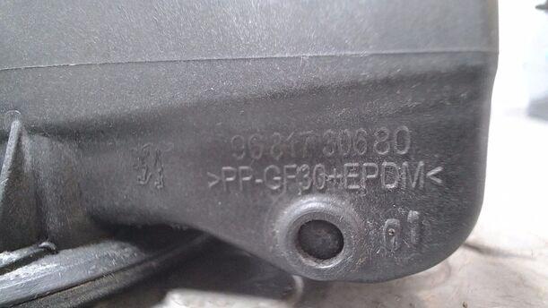 Foto: TANKKLAPPE/ TANKDECKEL eines Peugeot 207 120 Special