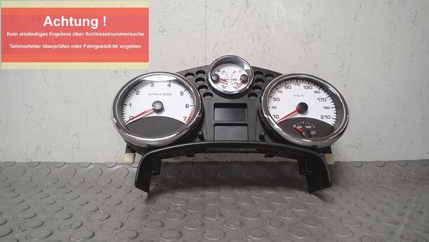 Foto: TACHOEINHEIT eines Peugeot 207 120 Special