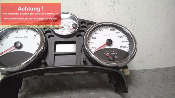 Foto: TACHOEINHEIT eines Peugeot 207 120 Special