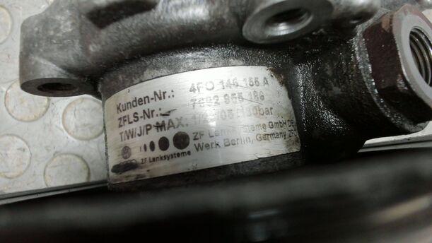 Foto: PUMPE SERVOLENKUNG eines Audi A6 Avant 2.7 TDI DPF Special