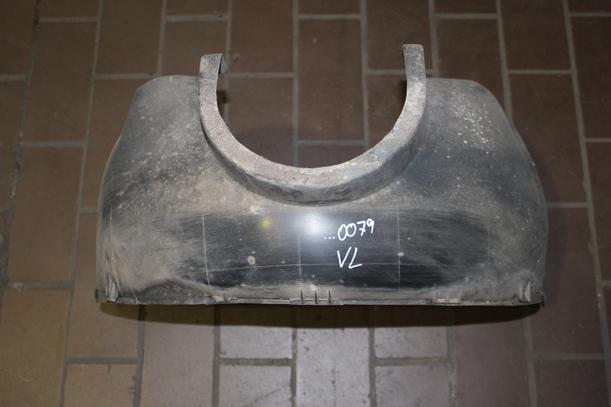 Foto: RADHAUSSCHALE/ INNENRADHAUS VORN LINKS eines Fiat Seicento 1.1 Special