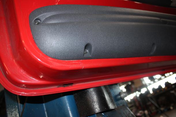 Foto: TÜR LINKS eines Fiat Seicento 1.1 Special