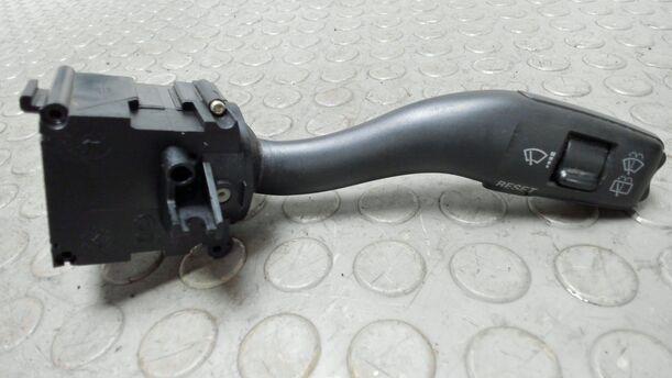 Foto: SCHEIBENWISCHERSCHALTER eines Audi A6 Avant 2.7 TDI DPF Special
