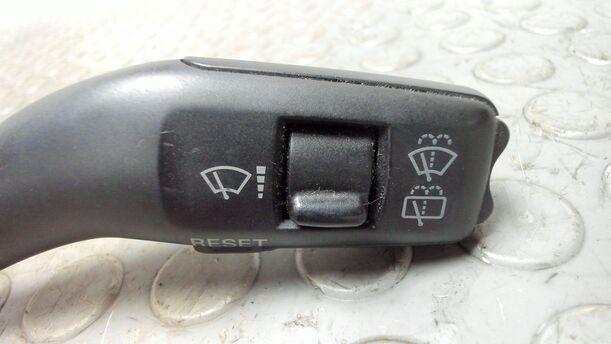 Foto: SCHEIBENWISCHERSCHALTER eines Audi A6 Avant 2.7 TDI DPF Special