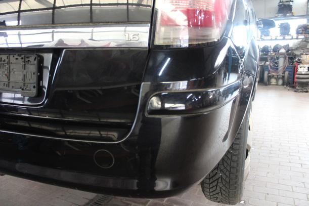 Foto: STOSSFÄNGER/ STOßSTANGE HINTEN ( CARAVAN ) eines Opel Astra 1.6 Caravan Special