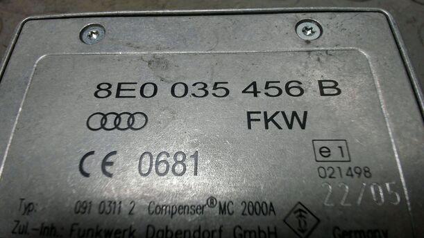 Foto: ANTENNENVERSTÄRKER eines Audi A6 Avant 2.7 TDI DPF Special