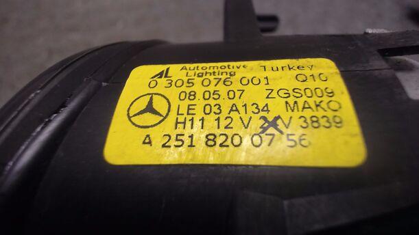 Foto: NEBELSCHEINWERFER LINKS eines Mercedes-Benz B 170 Special