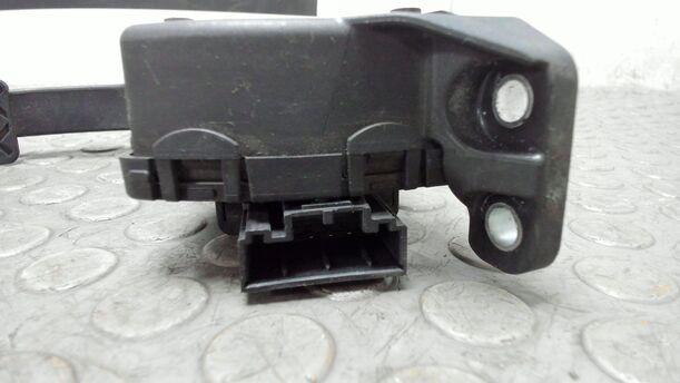 Foto: GASPEDAL eines Audi A6 Avant 2.7 TDI DPF