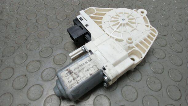 Foto: FENSTERHEBERMOTOR ELEKTRISCH HINTEN RECHTS eines Audi A6 Avant 2.7 TDI DPF