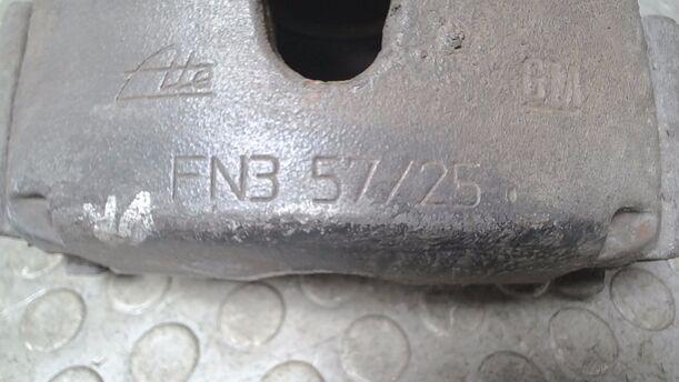 Foto: BREMSSATTEL VORN RECHTS / ATE 57/25 ) eines Opel Astra 1.6 Caravan